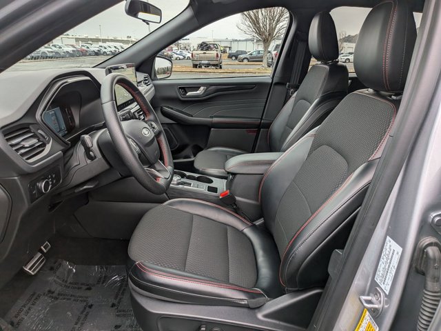 Certified 2024 Ford Escape ST-Line w/ Tech Pack #1 image 15