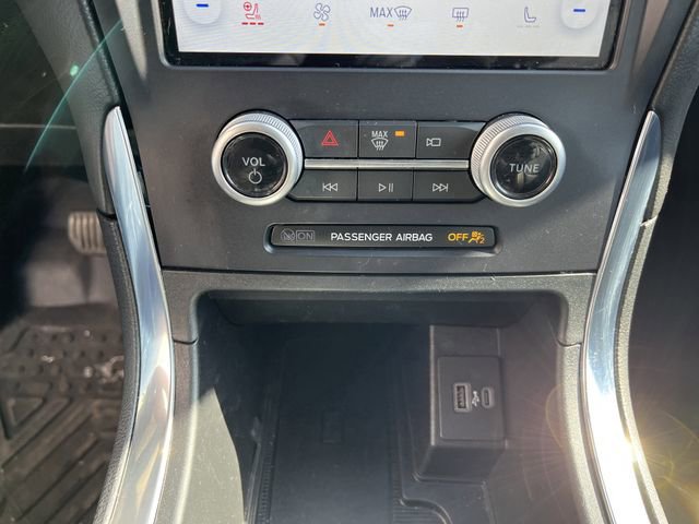 Certified 2021 Ford Edge Titanium w/ Cargo Accessory Package image 31