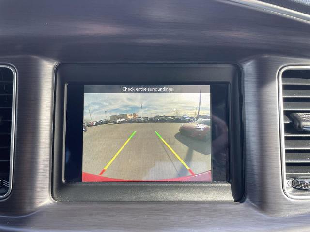 Used 2018 Dodge Charger SXT image 23