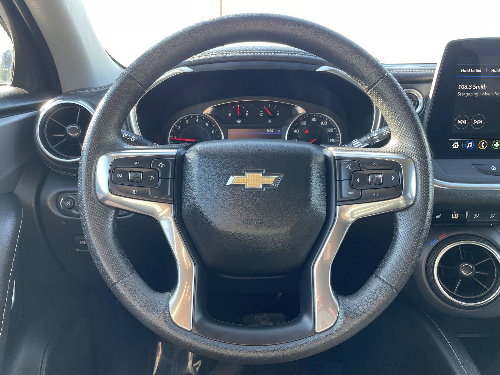 Used 2025 Chevrolet Blazer LT AWD/4WD image 12