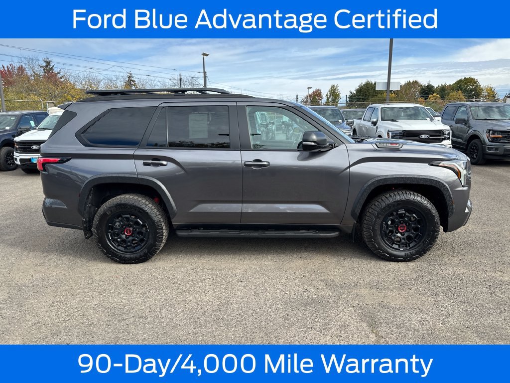 Used 2025 Toyota Sequoia TRD Pro AWD/4WD image 9