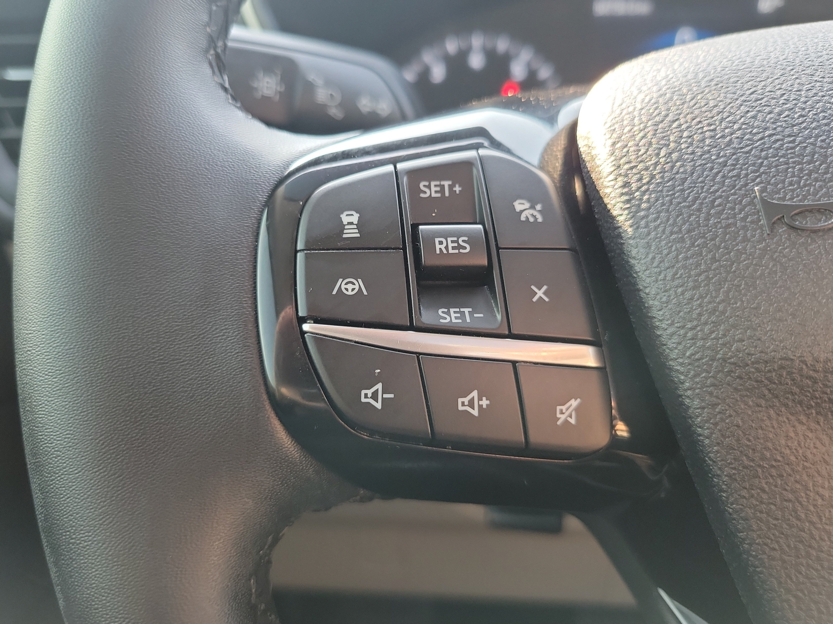 Certified 2022 Ford Escape SEL AWD/4WD image 22