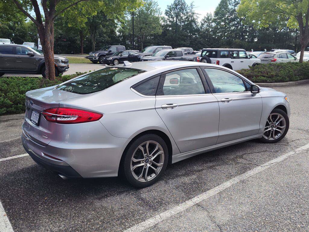 Certified 2020 Ford Fusion SEL FWD image 3