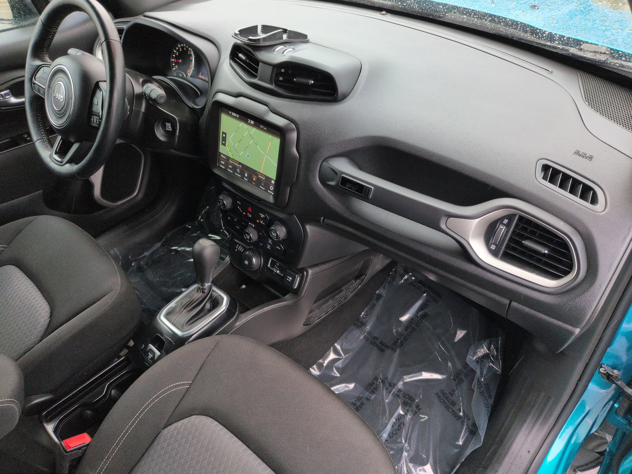 Used 2021 Jeep Renegade Latitude w/ Luxury Group II AWD/4WD image 36