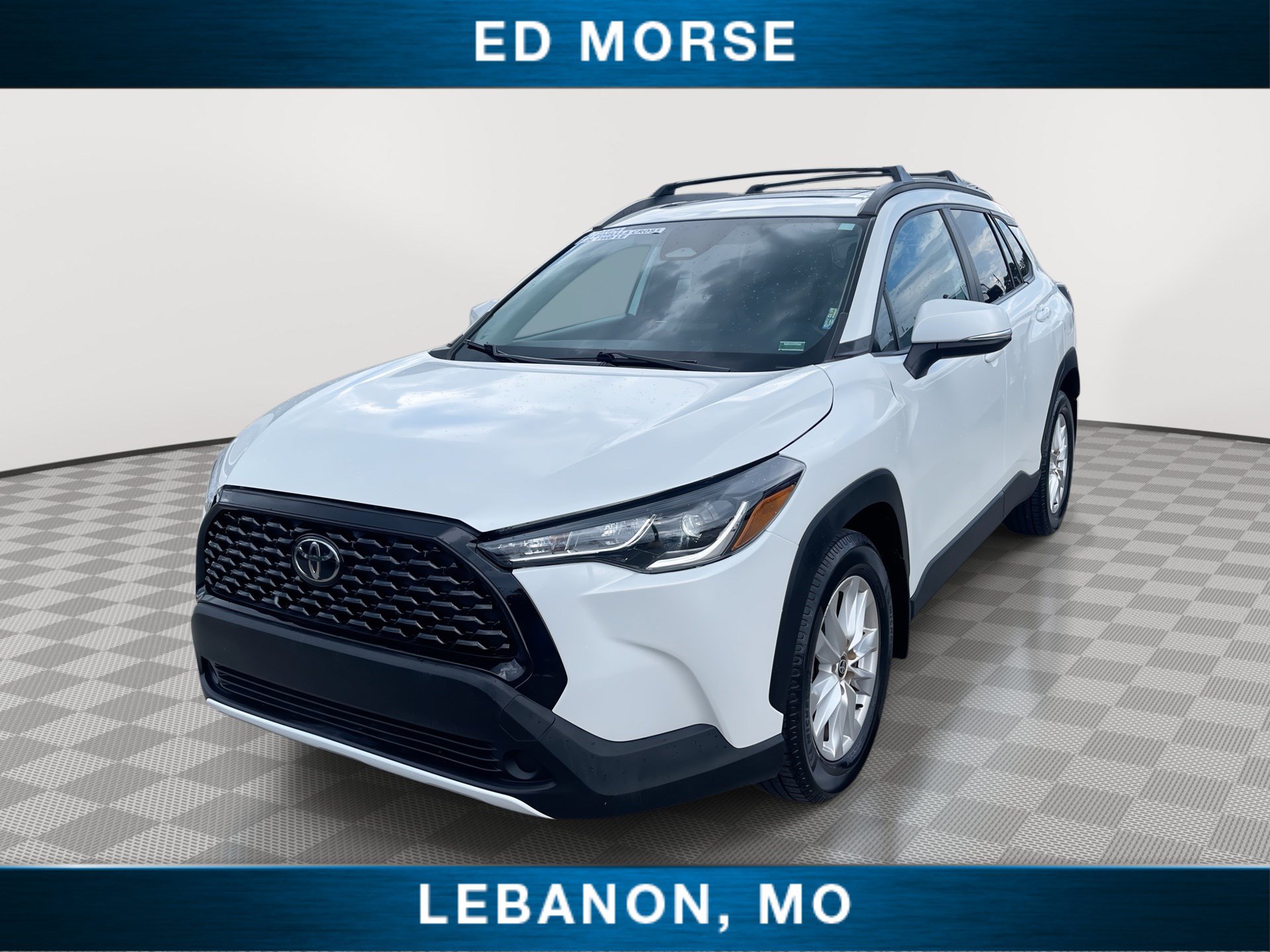 Used 2024 Toyota Corolla Cross LE w/ Moonroof Package