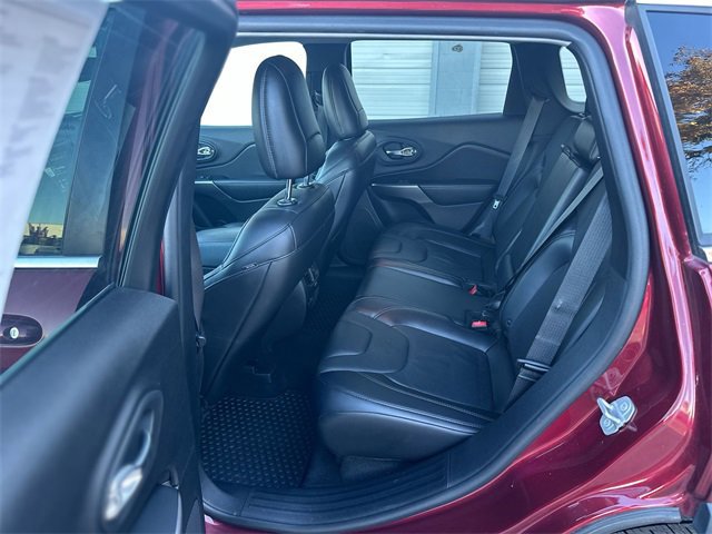 Used 2019 Jeep Cherokee Limited image 22