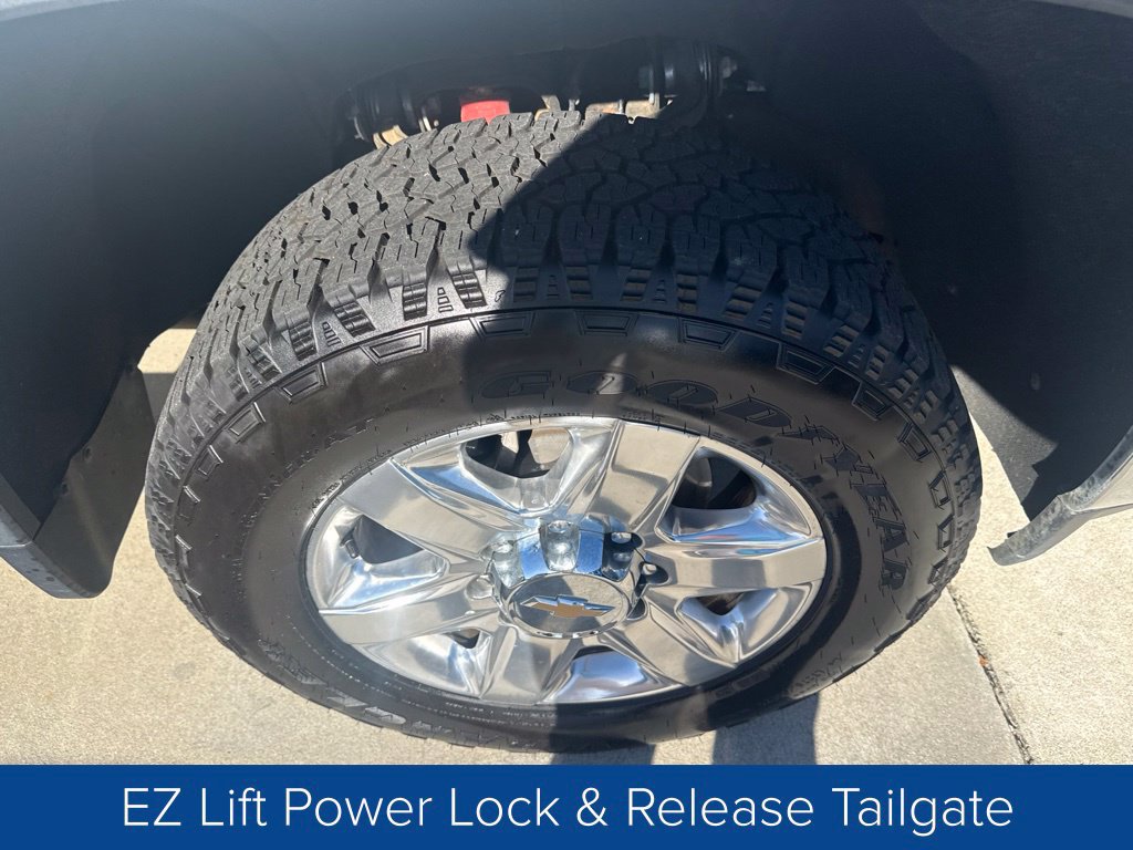 Used 2022 Chevrolet Silverado 2500 LTZ AWD/4WD image 7