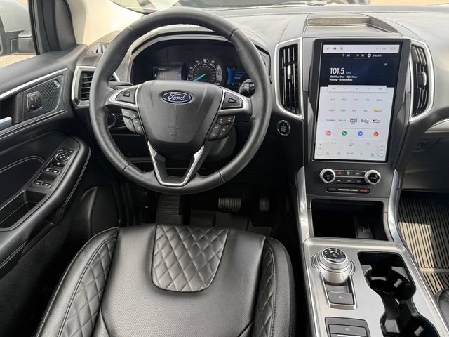 Certified 2024 Ford Edge Titanium w/ Equipment Group 301A AWD/4WD image 9
