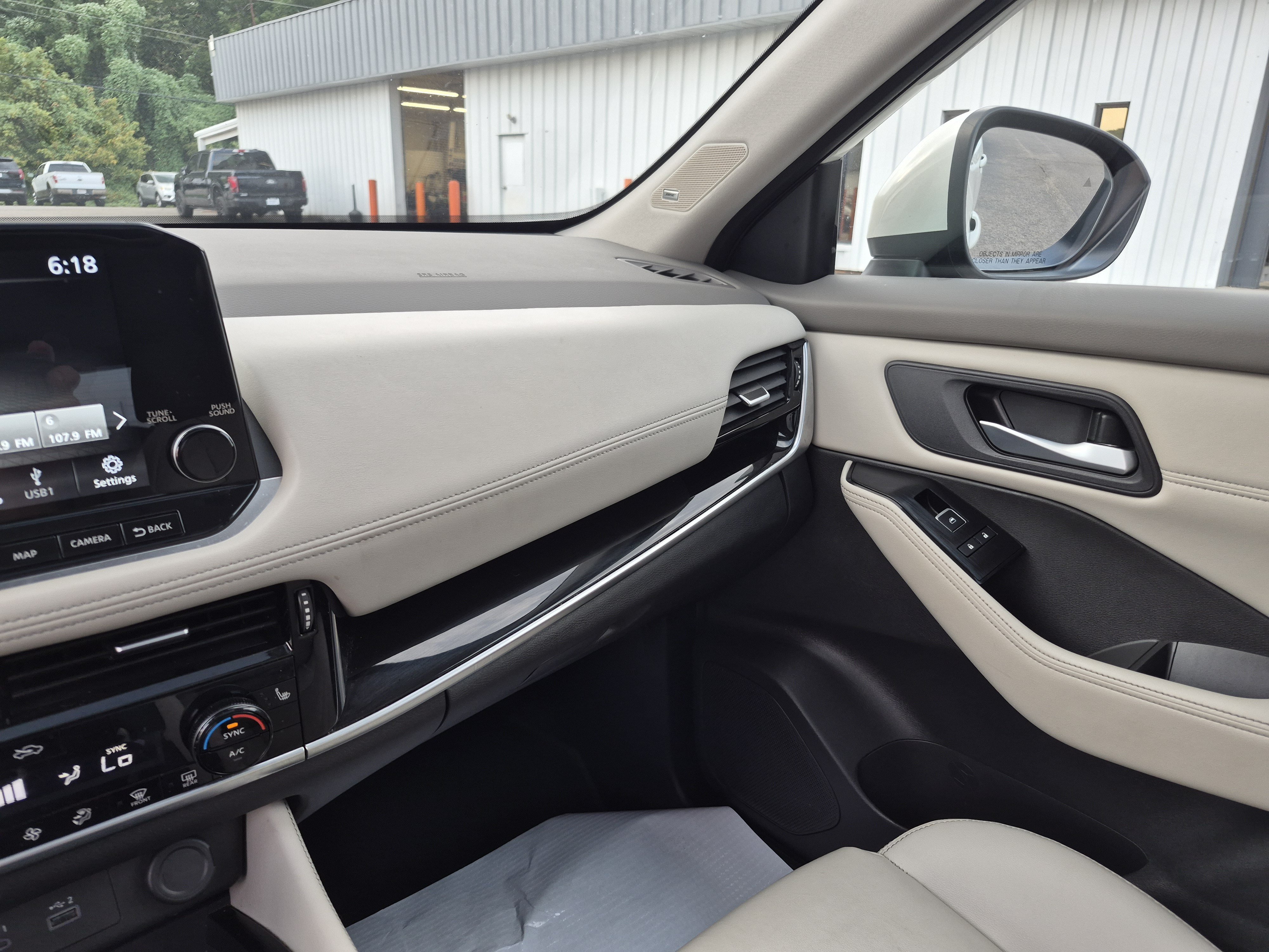 Used 2023 Nissan Rogue SL w/ SL Premium Package AWD/4WD image 20