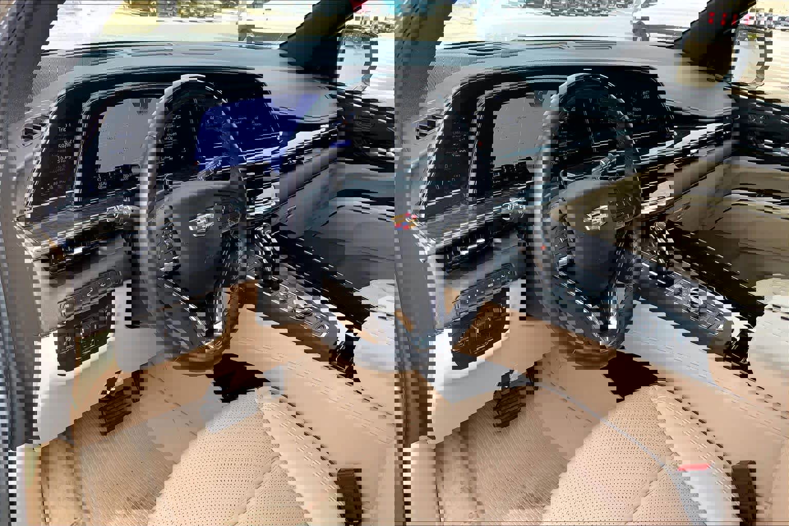 Used 2024 Cadillac Escalade Premium Luxury w/ Performance Package image 17