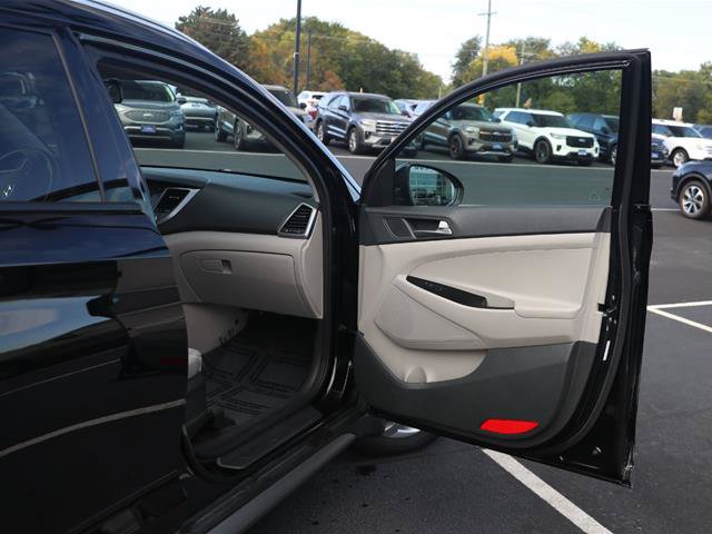 Used 2017 Hyundai Tucson Eco w/ Cargo Package FWD image 23