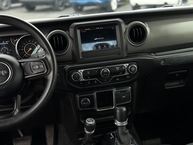 Used 2022 Jeep Gladiator Sport AWD/4WD image 18