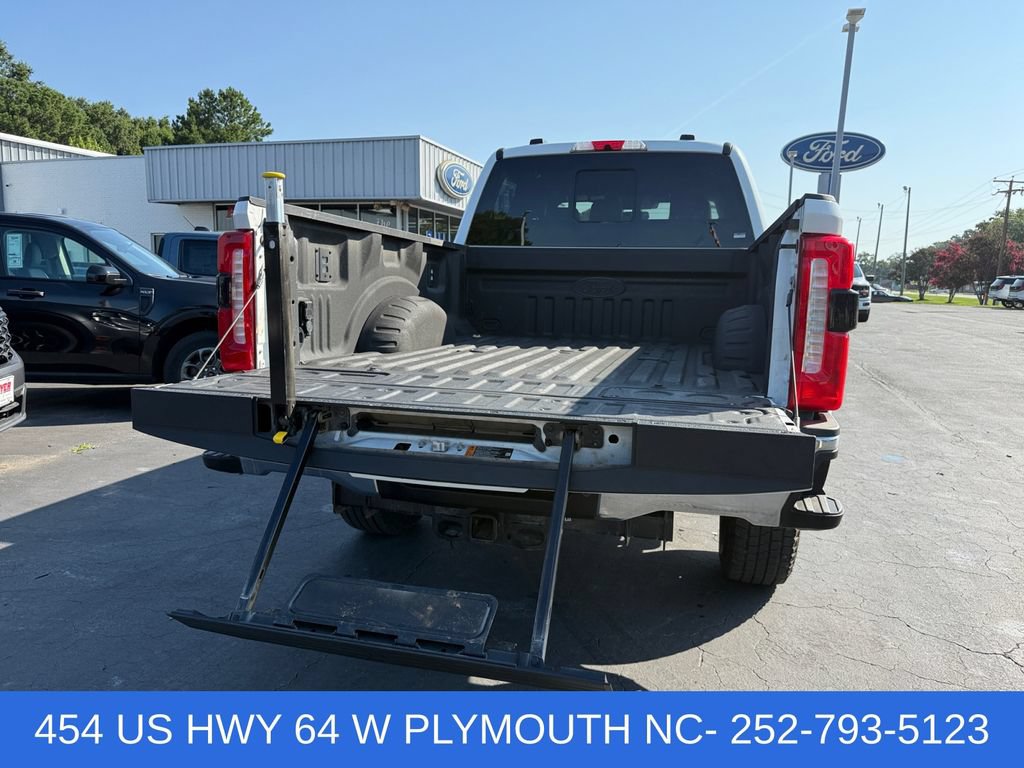Certified 2025 Ford F350 Lariat w/ Lariat Ultimate Package AWD/4WD image 19