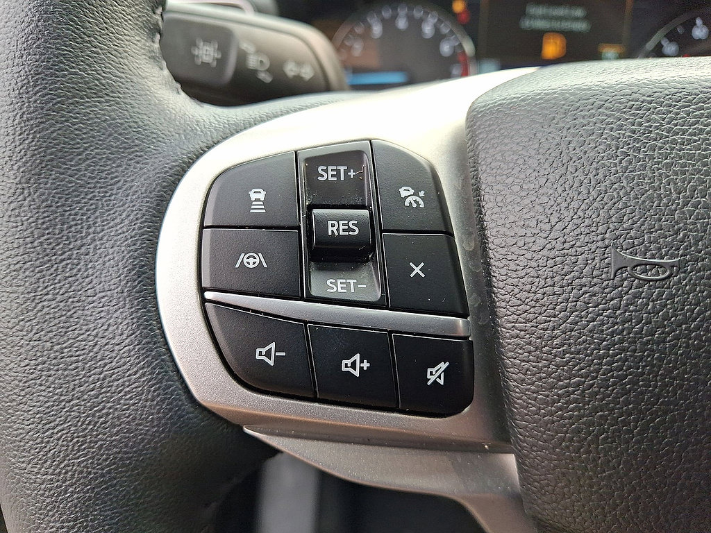 Certified 2023 Ford Explorer XLT w/ Equipment Group 202A AWD/4WD image 23
