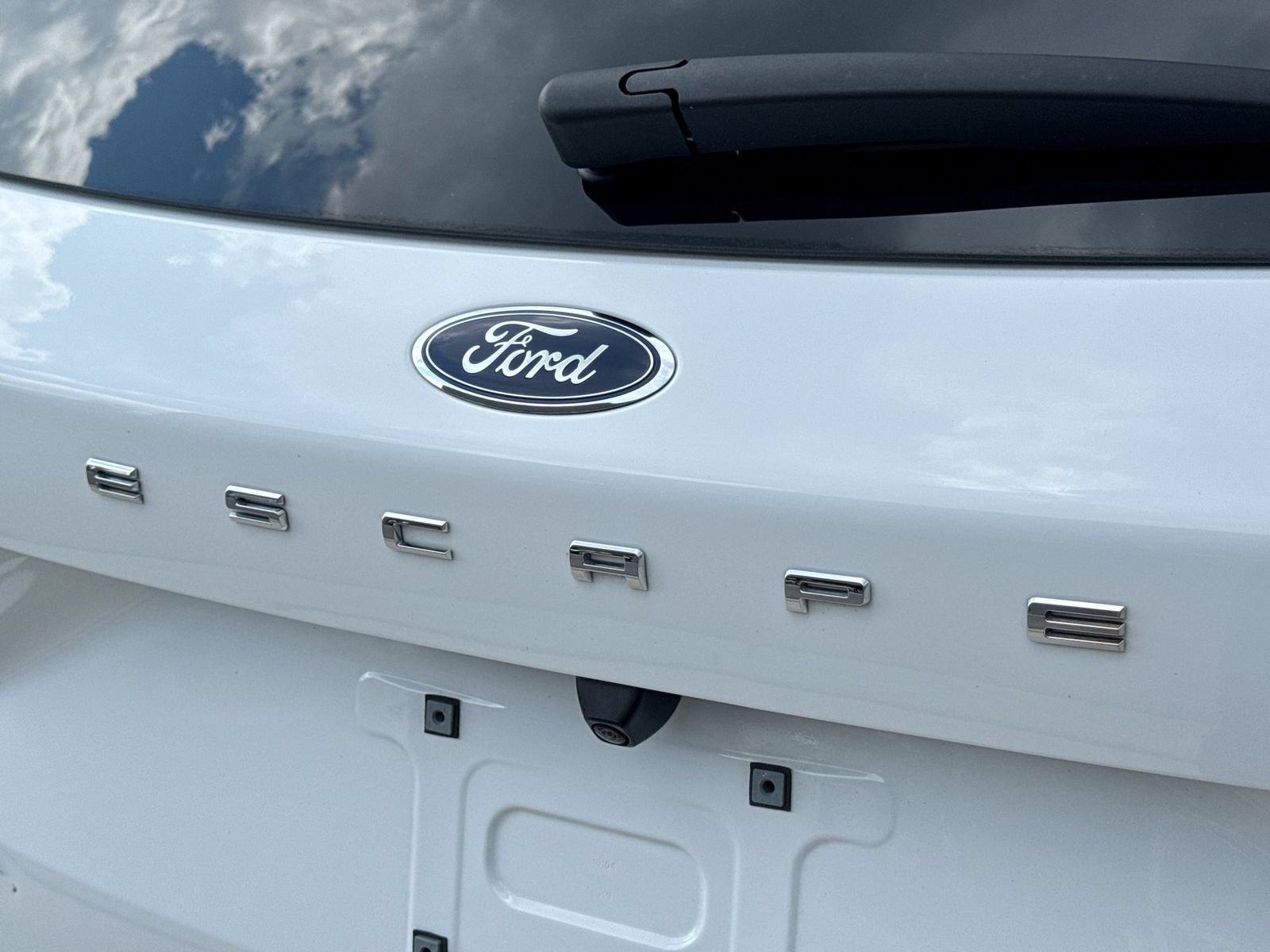 Certified 2023 Ford Escape ST-Line w/ Tech Pack #1 AWD/4WD image 16