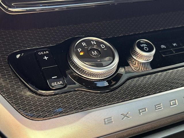 Certified 2025 Ford Expedition Platinum w/ Stealth Performance Package image 43