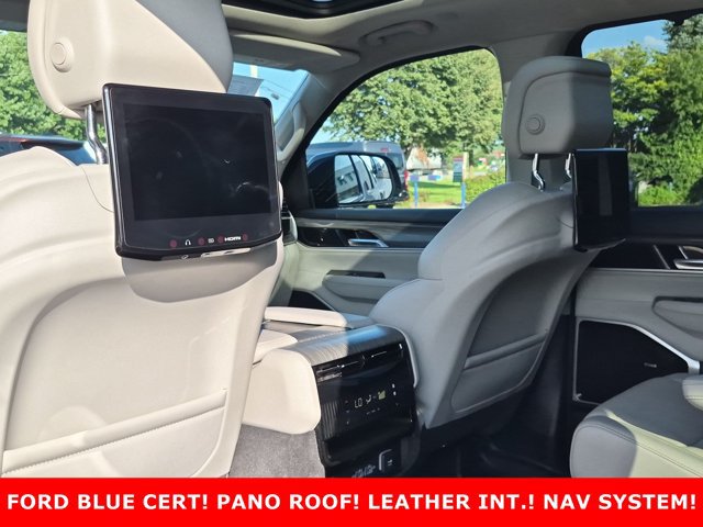 Used 2023 Jeep Wagoneer L Series III w/ Premium Group I AWD/4WD image 27