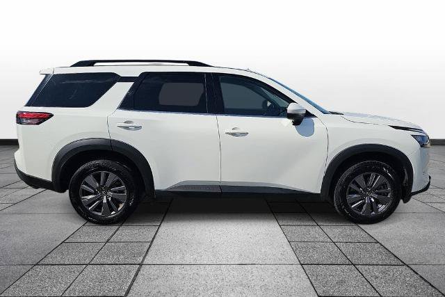 Used 2025 Nissan Pathfinder SV AWD/4WD image 4