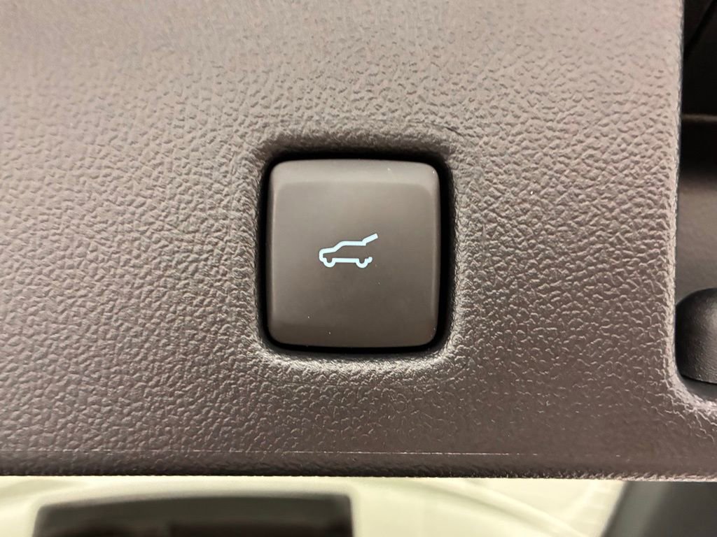 Certified 2025 Ford Escape ST-Line Elite w/ Tech Pack #2 image 11