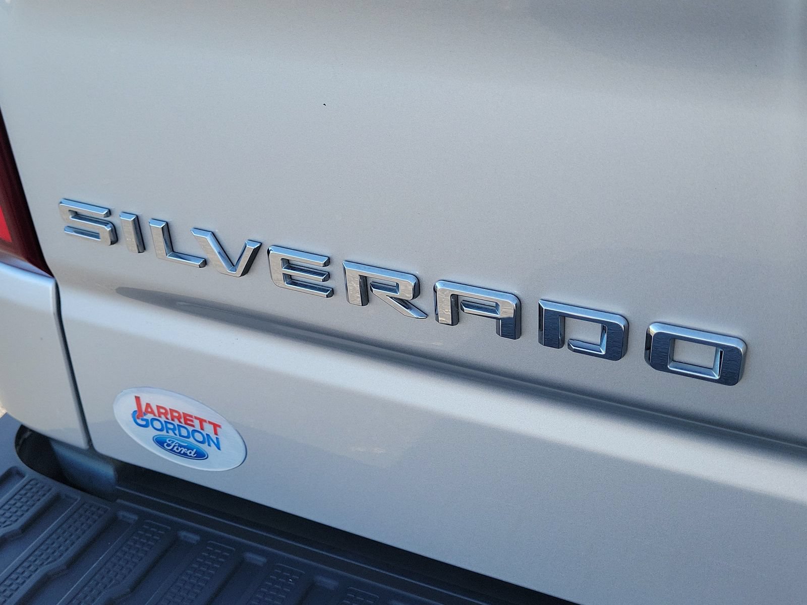 Used 2022 Chevrolet Silverado 1500 Custom AWD/4WD image 6