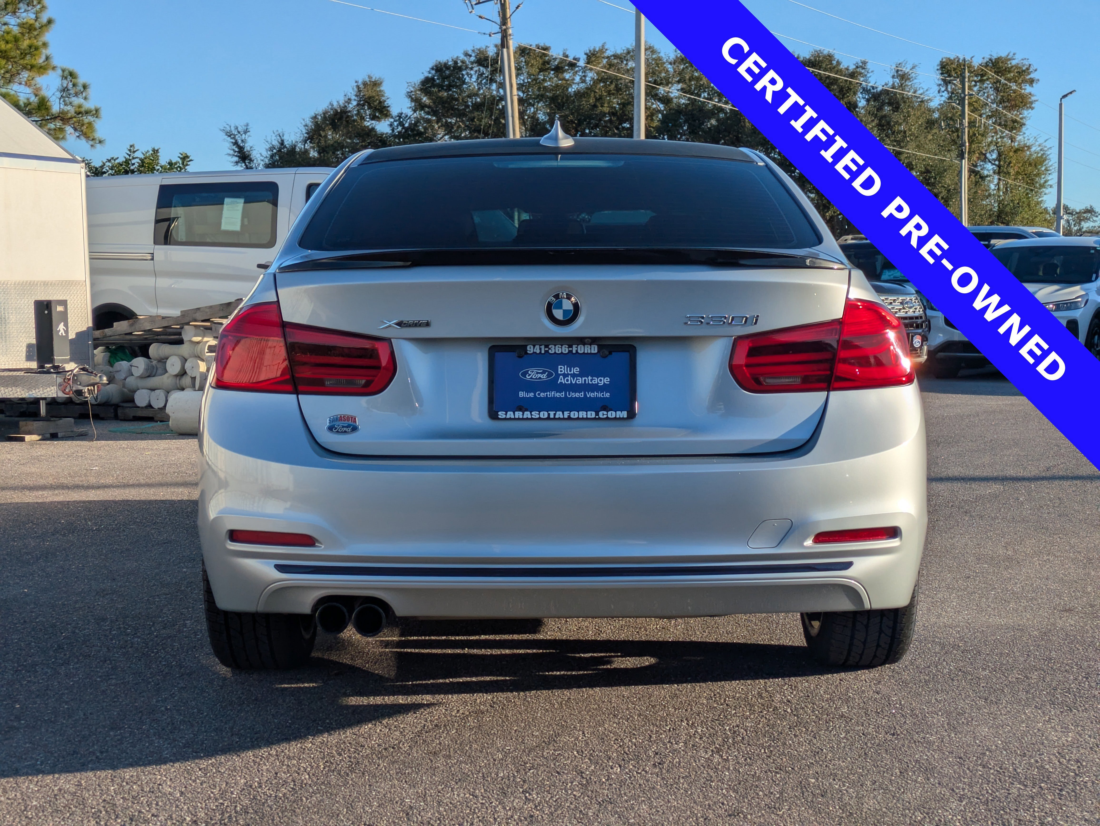 Used 2018 BMW 330i xDrive Sedan video 3