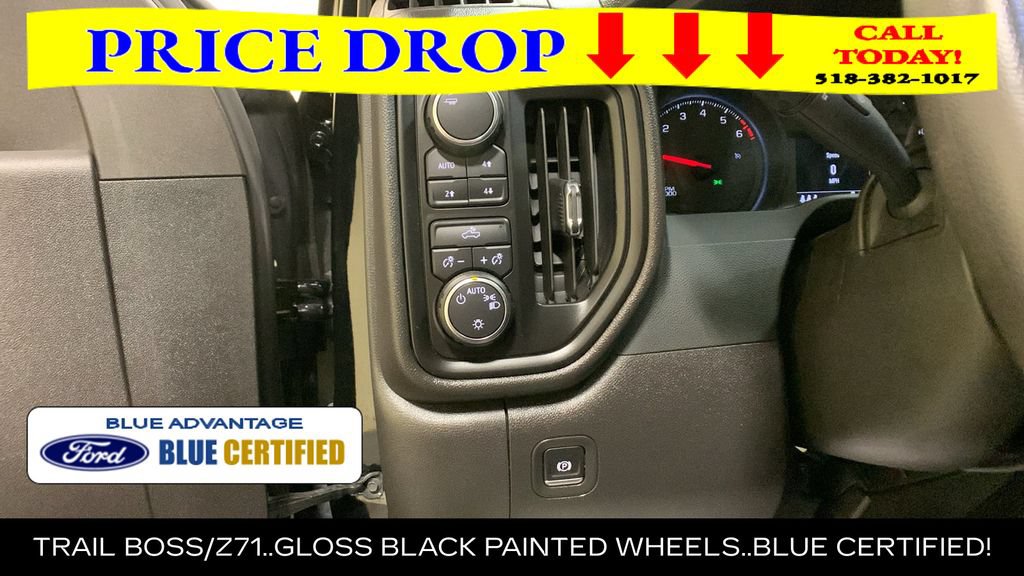 Used 2024 Chevrolet Silverado 1500 Custom Trail Boss AWD/4WD image 31