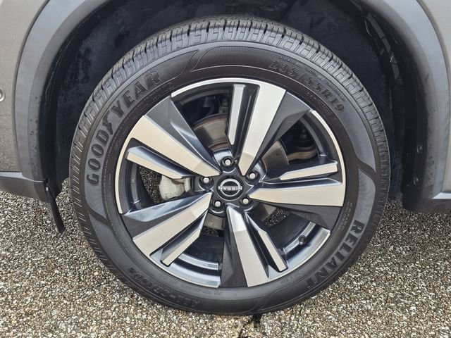 Used 2023 Nissan Rogue SL w/ SL Premium Package image 32