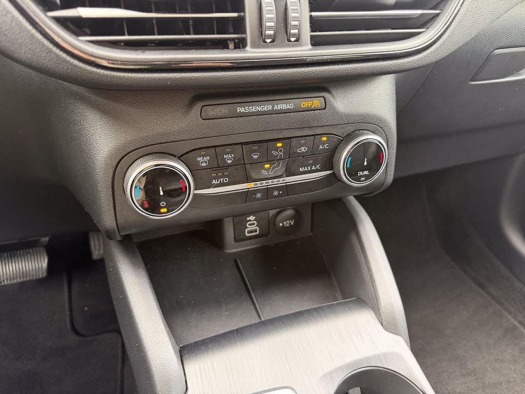 Certified 2025 Ford Escape ST-Line AWD/4WD image 20