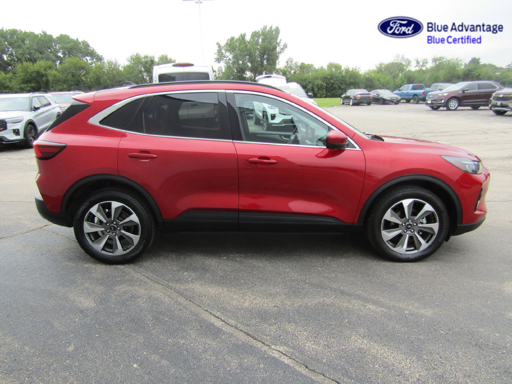 Certified 2023 Ford Escape Platinum AWD/4WD image 9