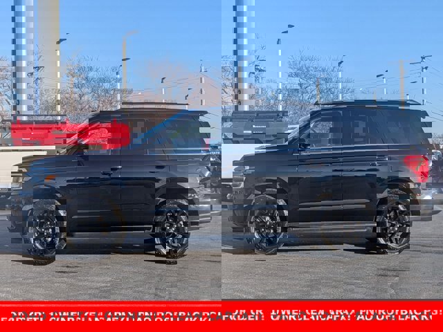 Certified 2024 Ford Expedition XLT image 7