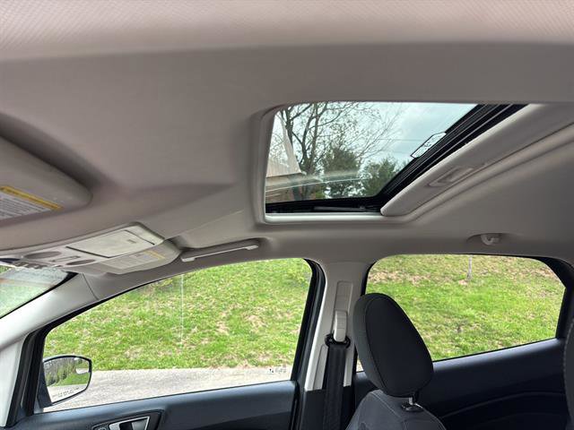 Certified 2022 Ford EcoSport SE AWD/4WD image 15