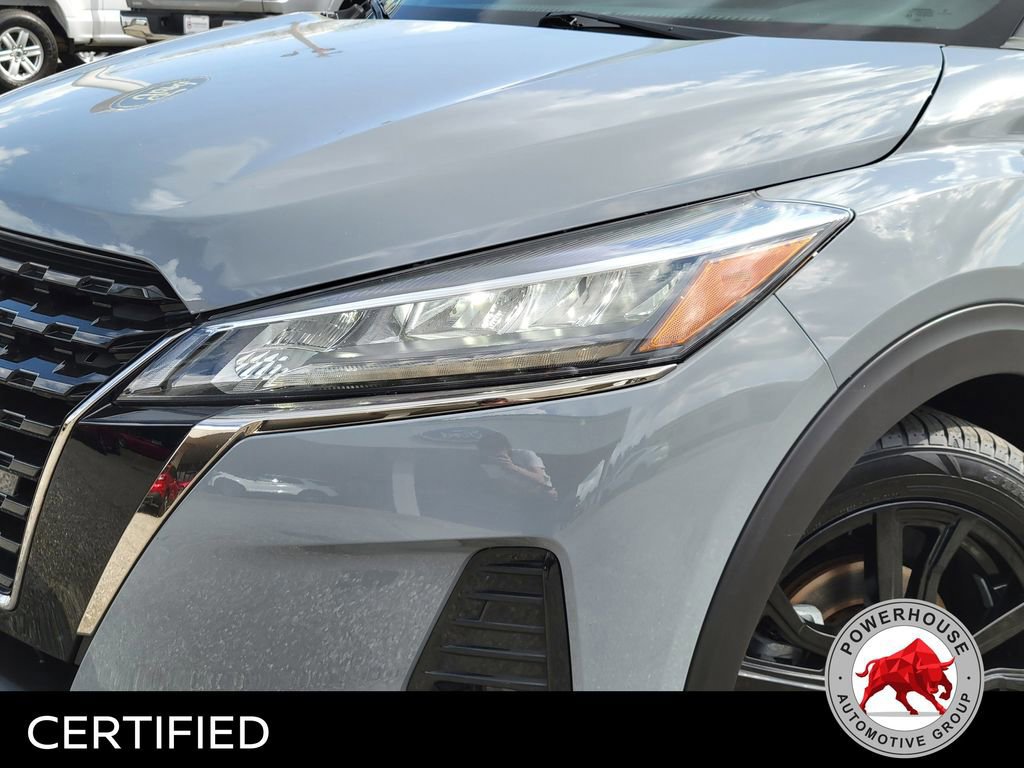 Used 2021 Nissan Kicks SR w/ SR Premium Package image 11