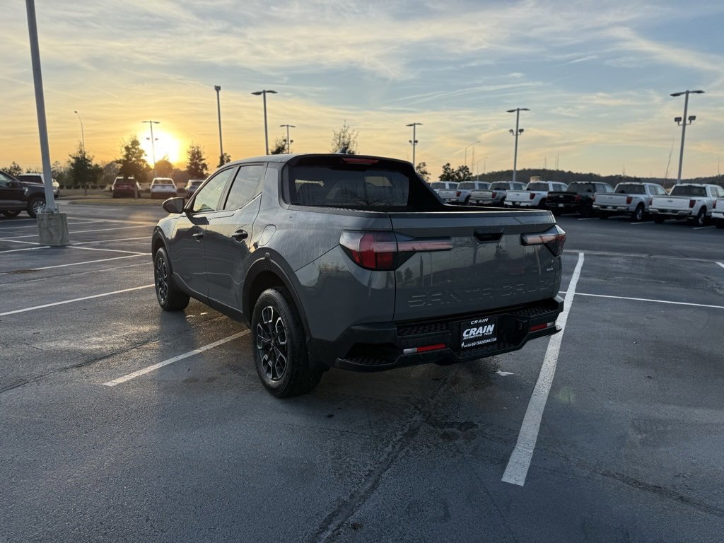 Used 2023 Hyundai Santa Cruz SEL image 3