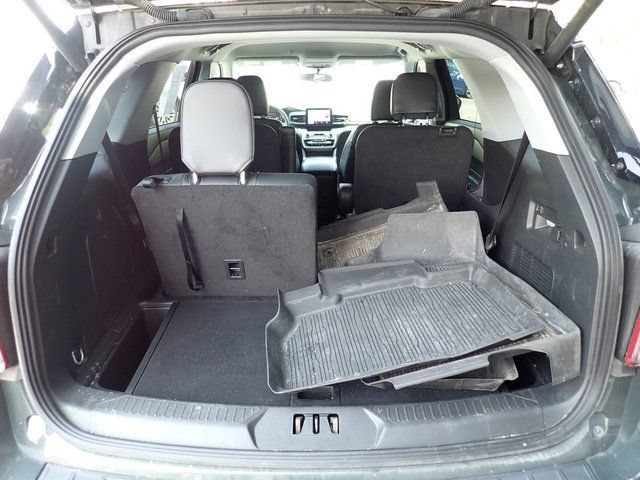 Certified 2024 Ford Explorer XLT w/ Equipment Group 202A AWD/4WD image 7