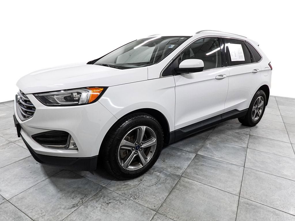 Certified 2022 Ford Edge SEL w/ Convenience Package AWD/4WD image 3