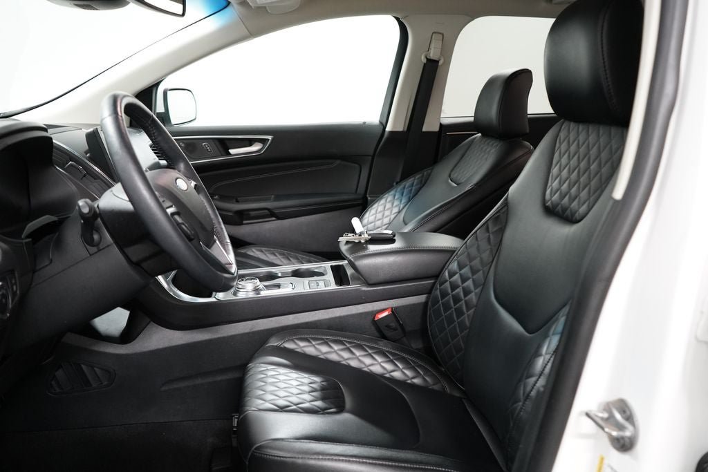 Certified 2023 Ford Edge Titanium AWD/4WD image 14