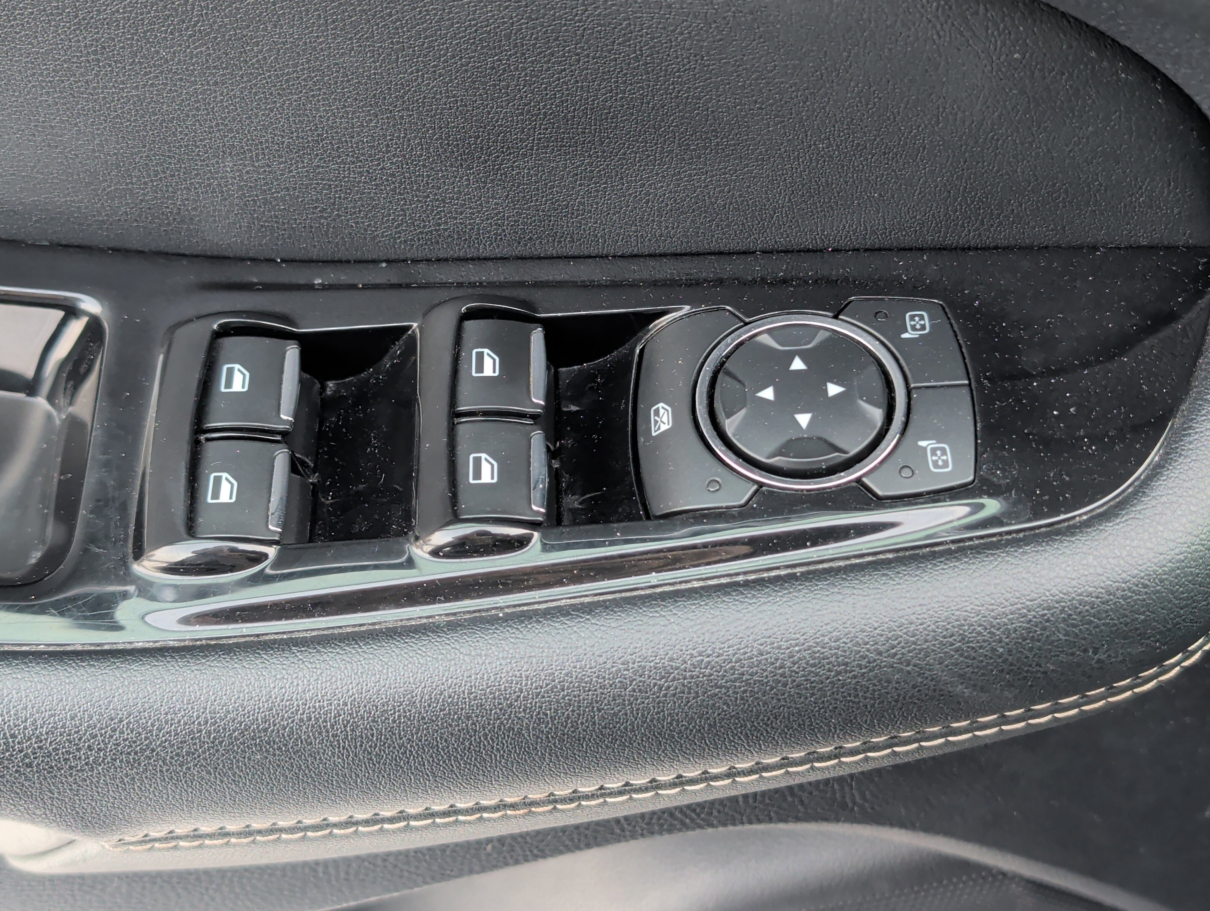 Certified 2020 Ford Edge ST w/ Equipment Group 401A image 20