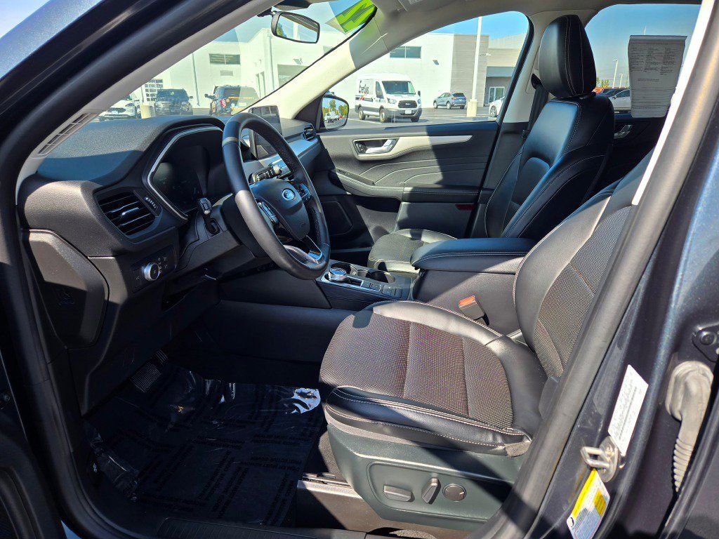 Certified 2022 Ford Escape SEL w/ Technology Package image 24