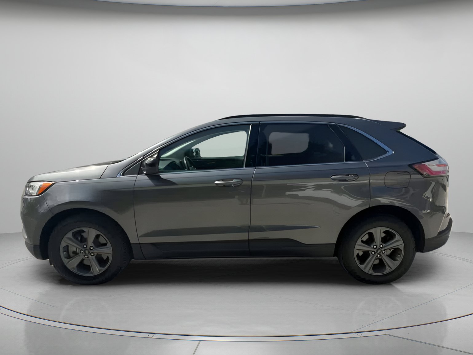 Certified 2022 Ford Edge SEL w/ Sport Appearance Package AWD/4WD image 17