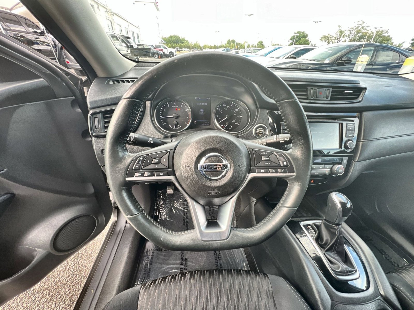 Used 2018 Nissan Rogue SV w/ Premium Package FWD image 24