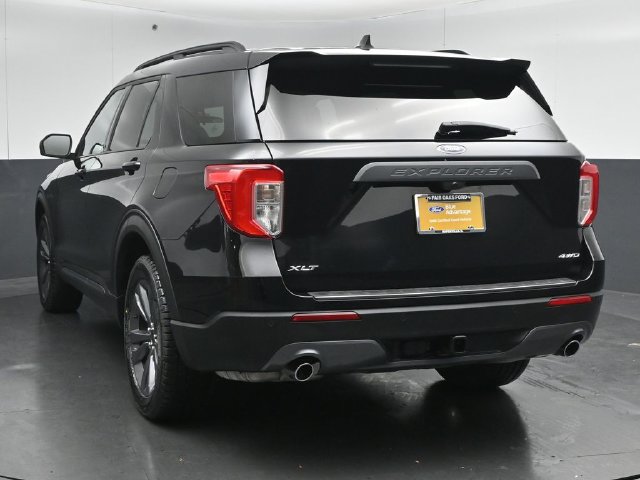 Certified 2024 Ford Explorer XLT w/ Equipment Group 202A AWD/4WD image 6