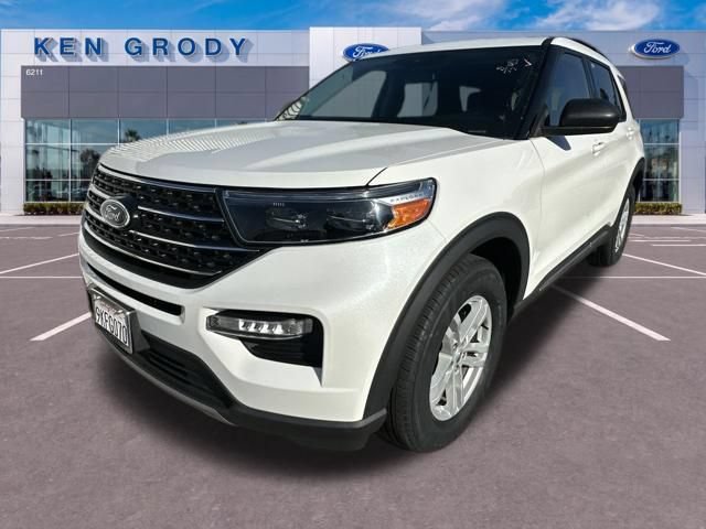 Certified 2023 Ford Explorer XLT w/ Equipment Group 202A RWD image 4