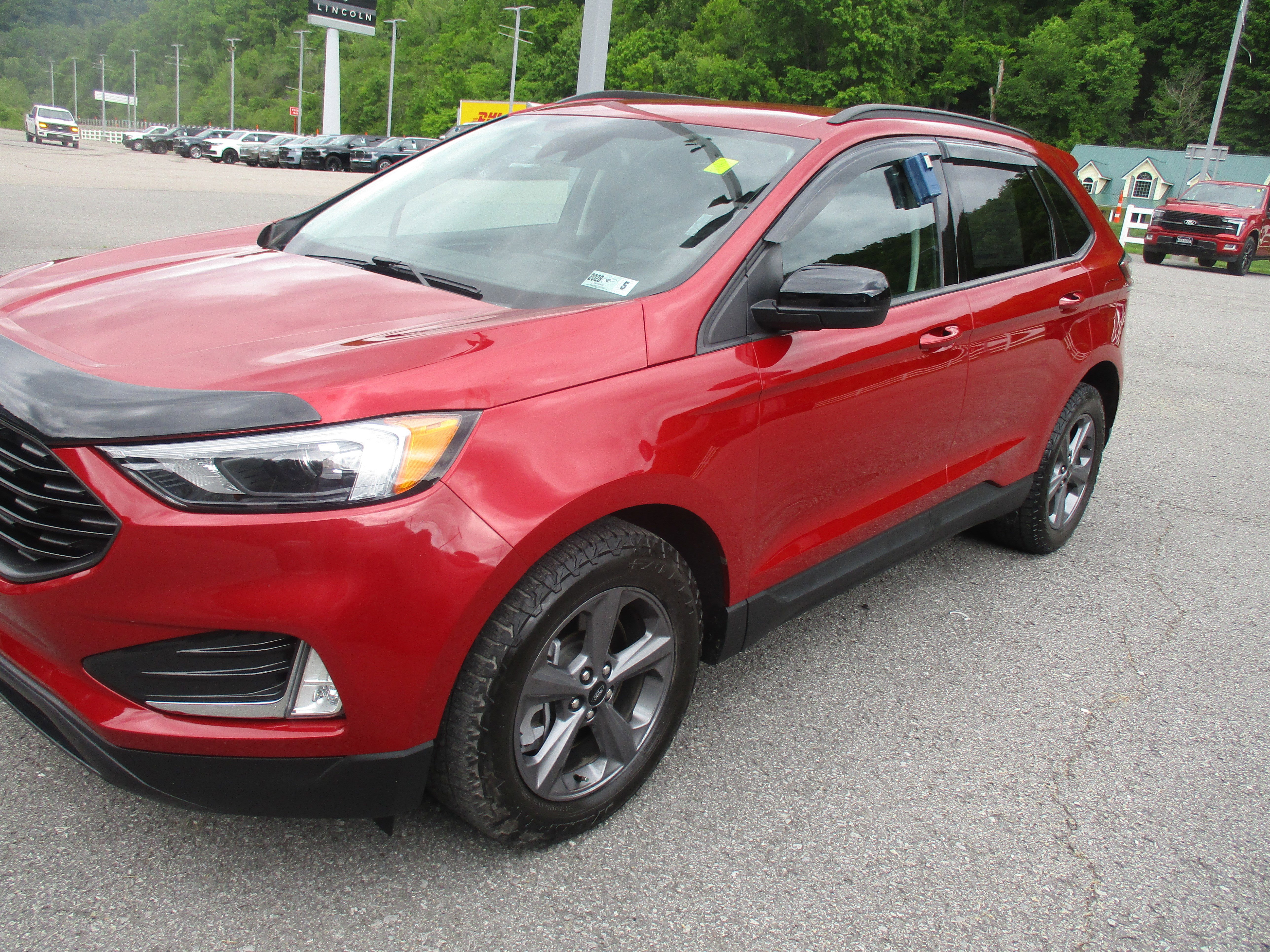 Certified 2023 Ford Edge SEL w/ Sport Appearance Package AWD/4WD image 8