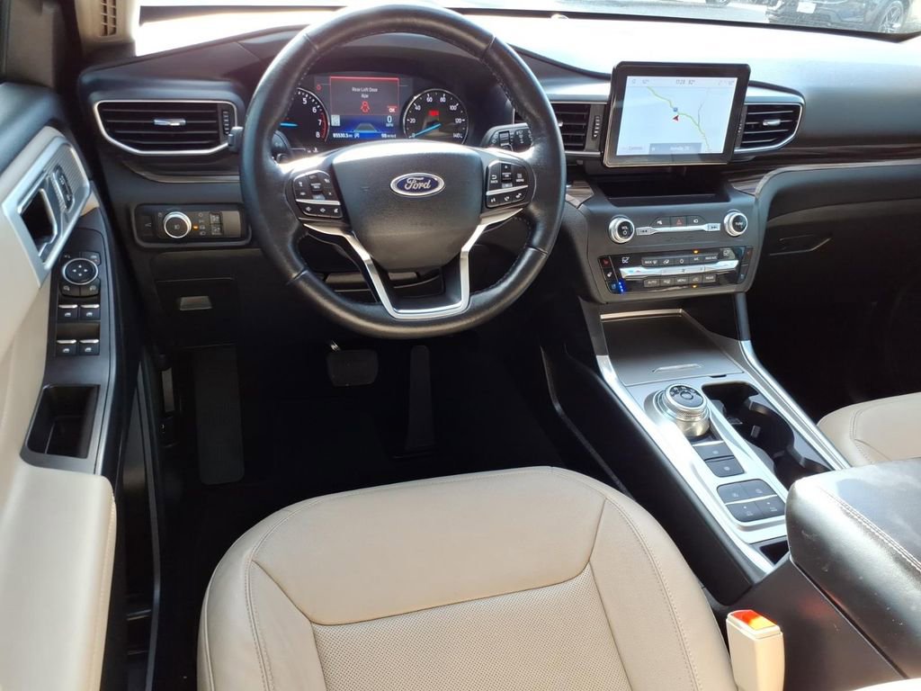 Certified 2020 Ford Explorer Limited RWD image 14