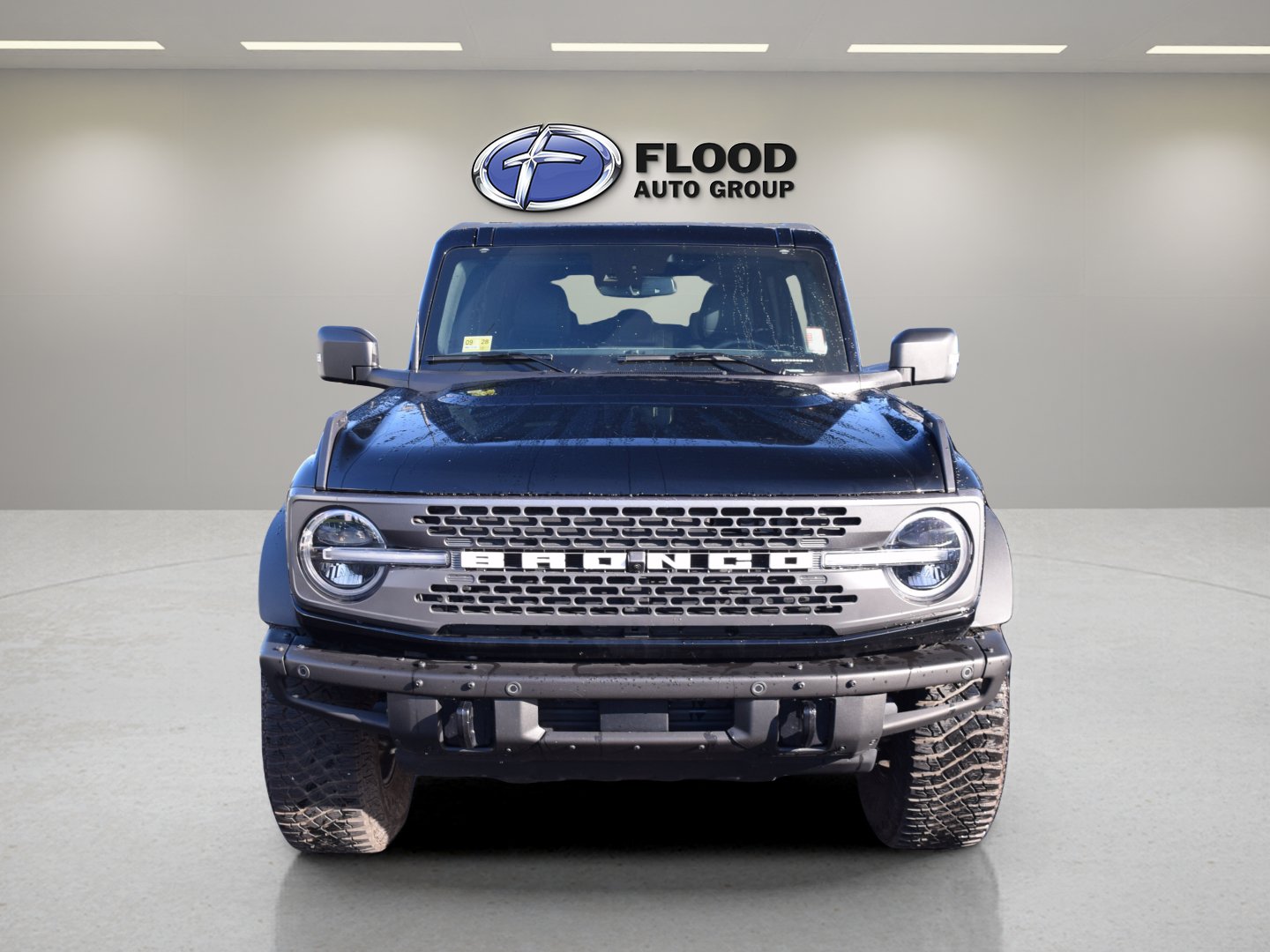 Certified 2023 Ford Bronco Badlands w/ Sasquatch Package AWD/4WD image 2