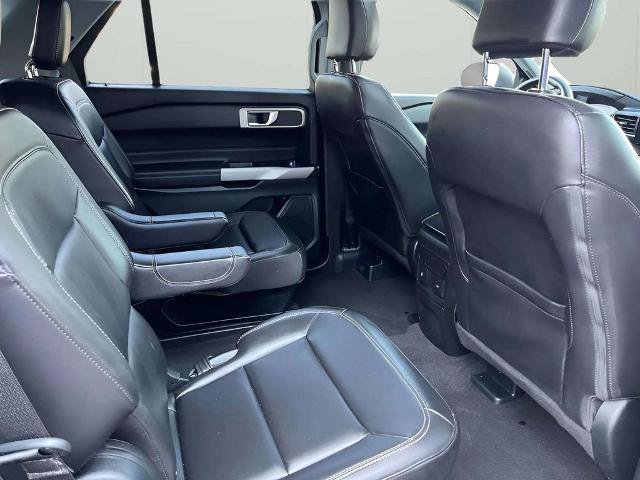 Certified 2023 Ford Explorer XLT w/ Equipment Group 202A AWD/4WD image 13