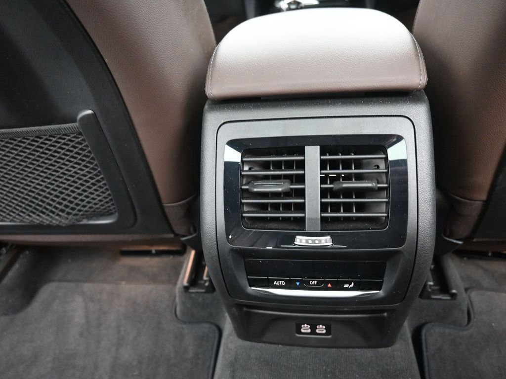 Used 2024 BMW X3 sDrive30i w/ Premium Package image 18