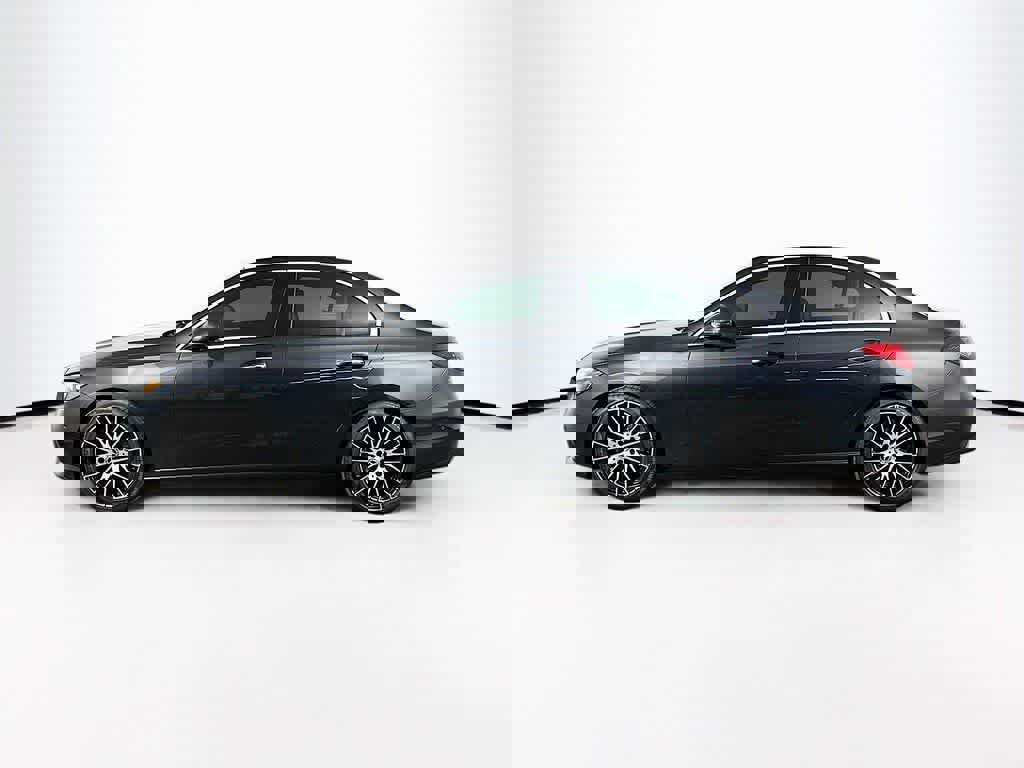 Used 2022 Mercedes-Benz C 300 C 300 image 2