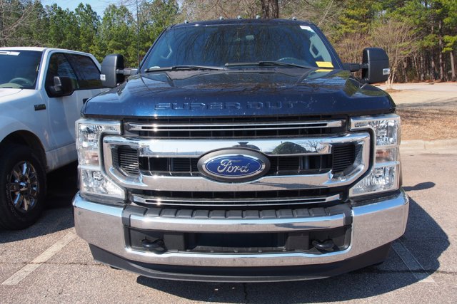 Certified 2022 Ford F250 XL w/ STX Appearance Package image 3