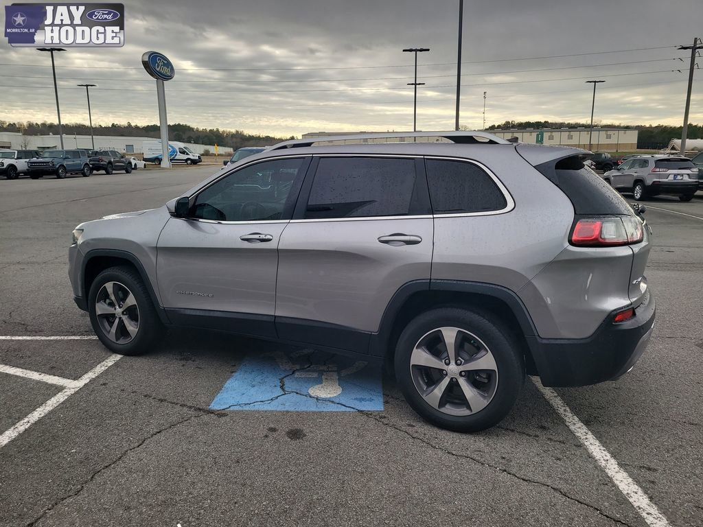 Used 2019 Jeep Cherokee Limited w/ Trailer Tow Group image 5